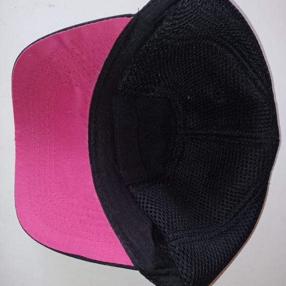 Unisex baseball hat! This brand new baseball hat is one of a kind! - Picture 4 of 4